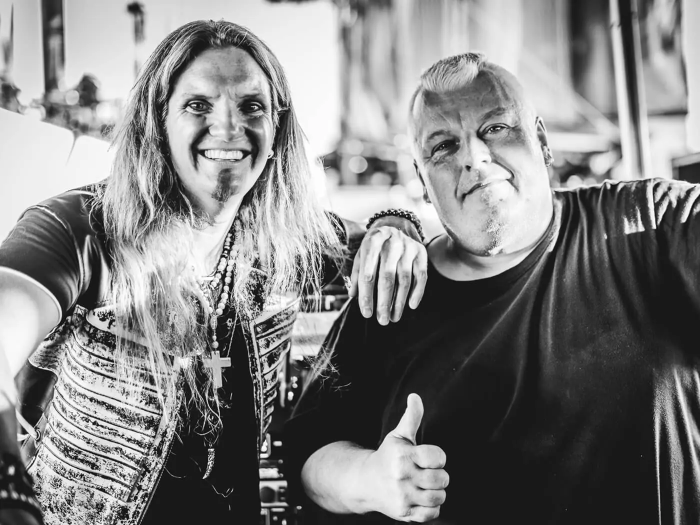 Dave Friedman (right) with Joel Hoekstra of Whitesnake. Photo: Jeff Schultz, Guitar.com, 2020
