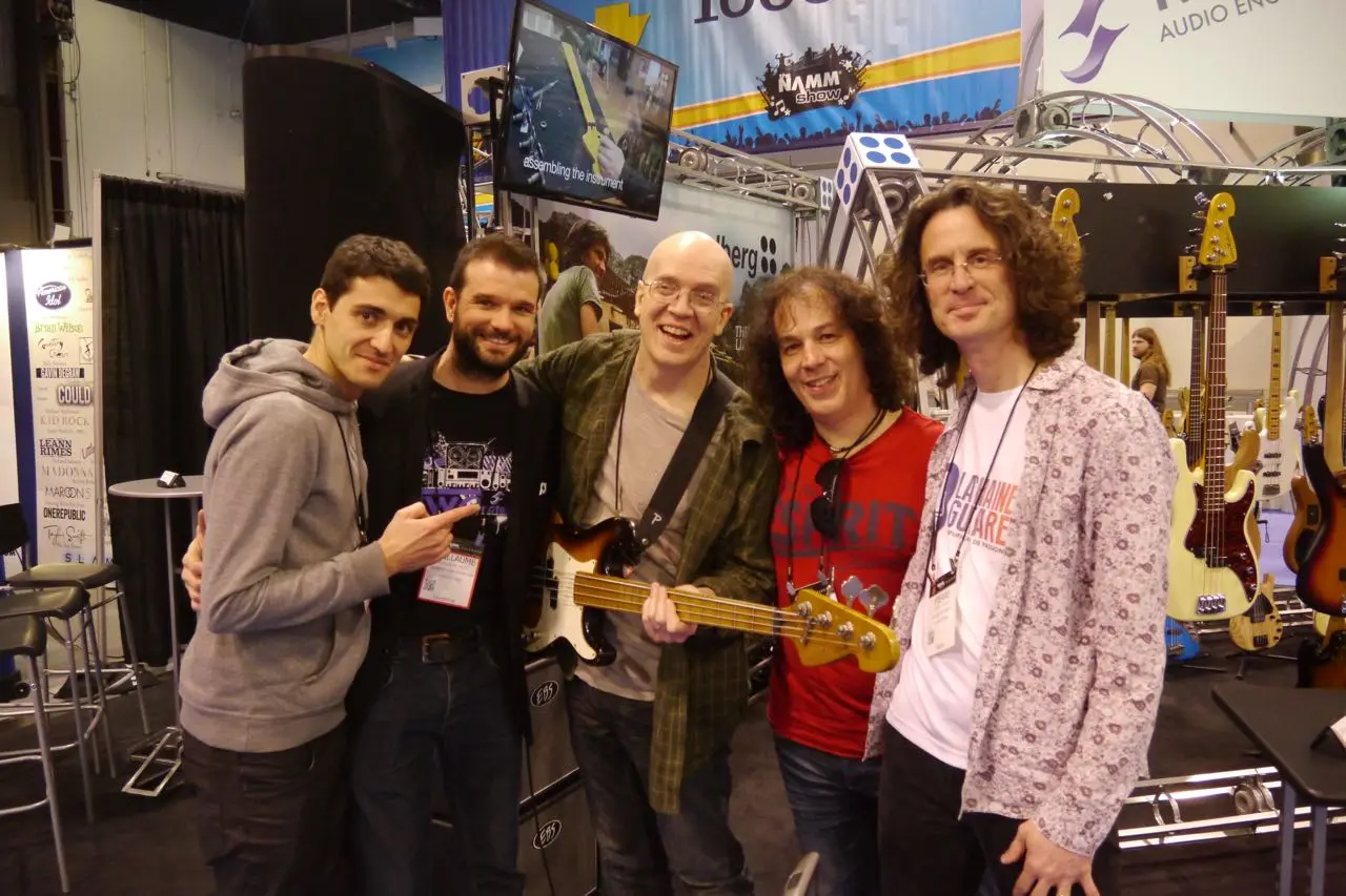 NAMM 2015: Simon Depys und Guillaume Pille von Two Notes, Devin Townsend, Renaud Louis-Servais und Pierre Journel. Foto: The Guitar Channel